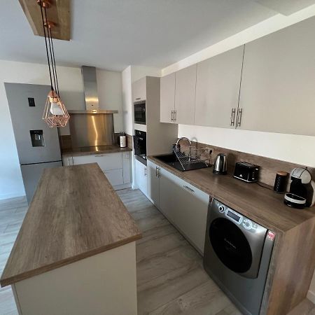 Appartement Entre Lacs, Montagnes Et Stations De Ski Bonneville Esterno foto